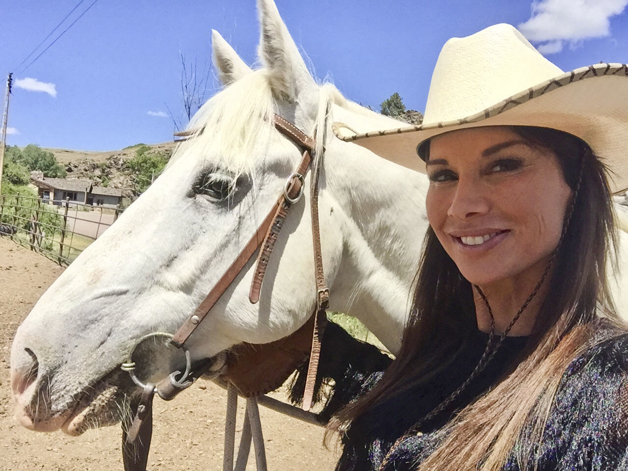 Debbe Dunning's Dude Ranch Round-up